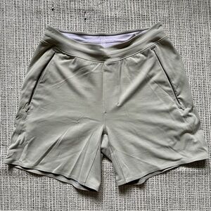 Lululemon Men Balancer Short 6 Inch Raw Linen/Beige Small